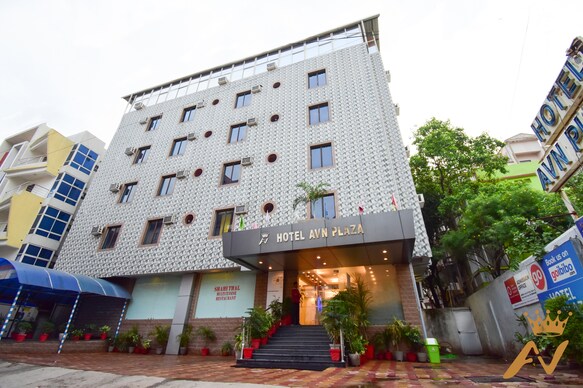 Hotel AVN Plaza
