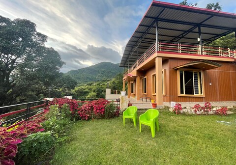 Aloraa Homes | Entire 3 BHK Villa