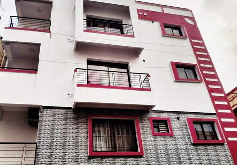 Grand Comfort Sindhi Colony | Near ITC