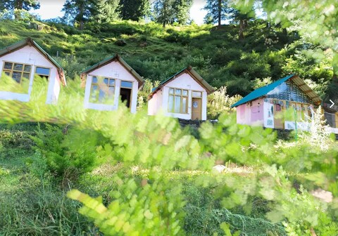 TOSH HEIGHTS COTTAGES - THC