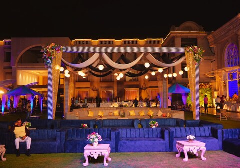 ORCHHA RIVER STONE RESORT