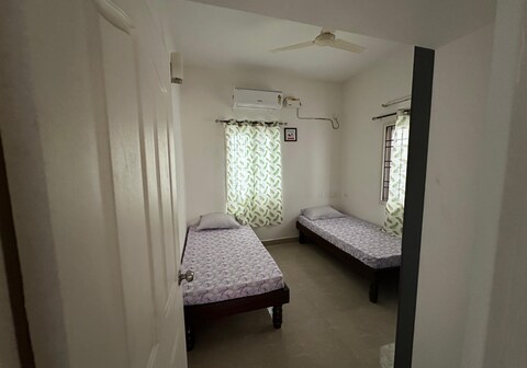 JOY HOME - APT STAYZ HOSTEL