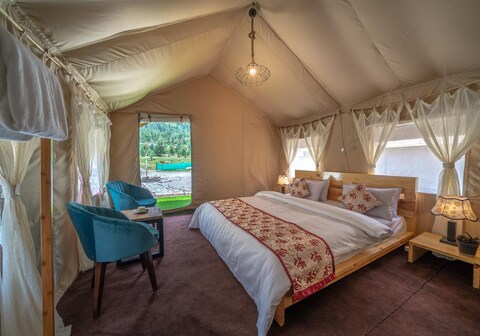 Escape Camp - By Escape Stayz