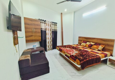 Trish Home stay 200m to Golden Temple