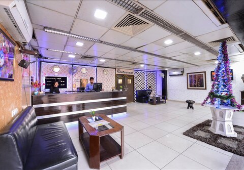 Hotel The First By Goyal Hoteliers