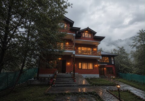 The walnut house