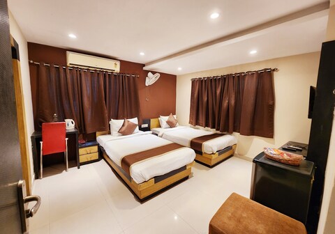 Hotel Saad 1 Min Walk From Park Circus