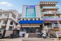 FabExpress Rayplus, Delhi FabExpress Rayplus, Delhi