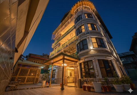 Royal Habib Residency