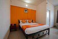 OYO 1065 Hotel HMR Royal Inn, Pune OYO 1065 Hotel HMR Royal Inn, Pune