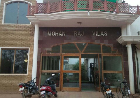 Mohan Raj Villas
