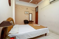 Masqati Furnished Apartment - Only Rooms, Hyderabad Masqati Furnished Apartment - Only Rooms, Hyderabad