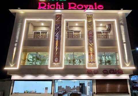 Hotel Richi Royale