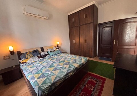 Stay with Nic n Y Natures nest at Countryside 1