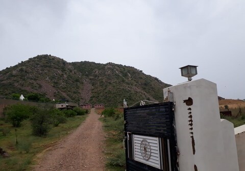 JMD Hills Town Resort & Restaurant