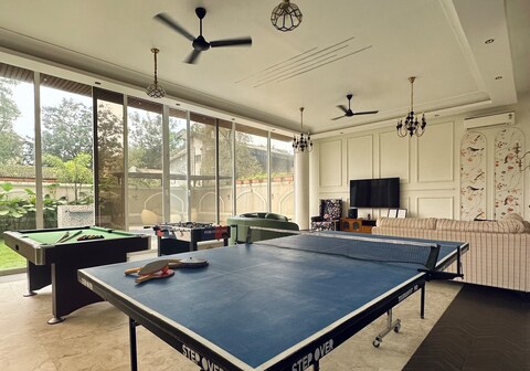 Avyra Villa