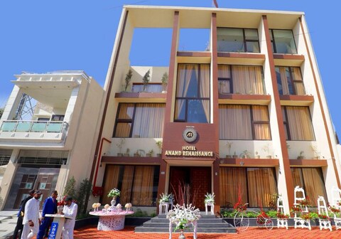 HOTEL ANAND RENAISSANCE
