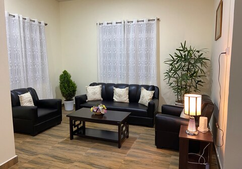 La-San Cottage Homestay