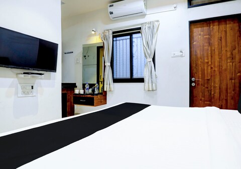 Hotel O Aamrai Resort