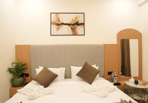 DEVBAG RESORT