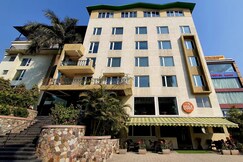 Holy River Hotel, Rishikesh Holy River Hotel, Rishikesh