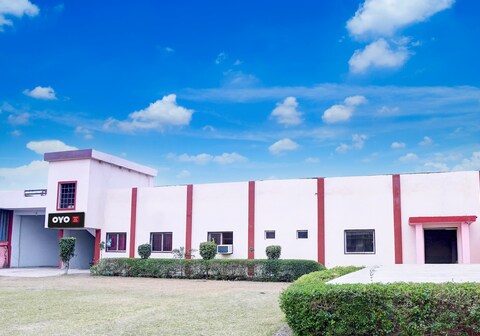 SPOT ON JAYDEVI SEVA SADAN