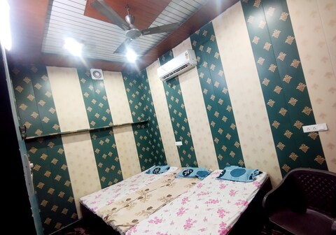 Blessed Kashi Homestay