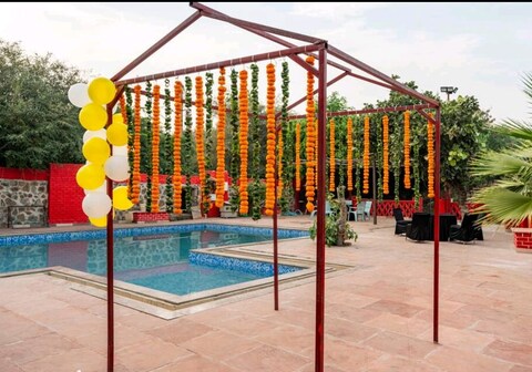 Private farm house near Gurgaon With Pool