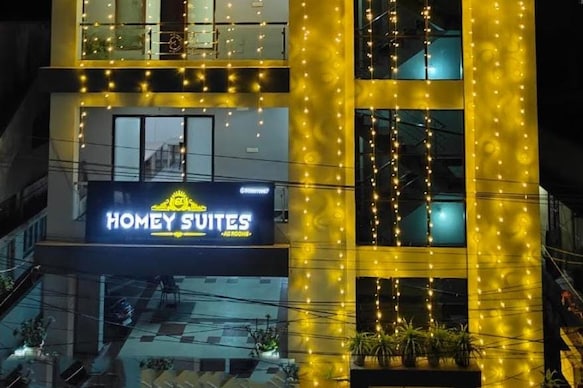 Homey Suites - Vizag Beach
