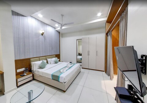 Hotel Shivay International