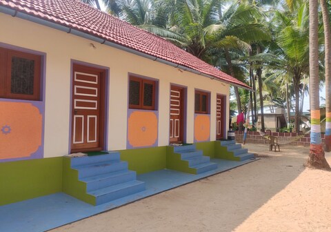 Rosary House Homestay | Rooms & Restaurant