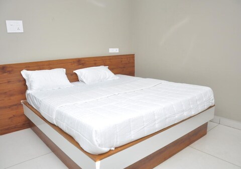 RAYUDU INN SUDHEER GLASS AND PLYWOOD