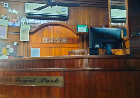 HOTEL ROYAL PARK