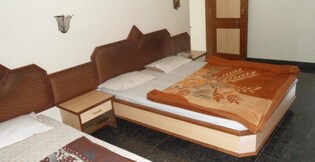 Hotel Mann Palace, Mahabaleshwar Hotel Mann Palace, Mahabaleshwar