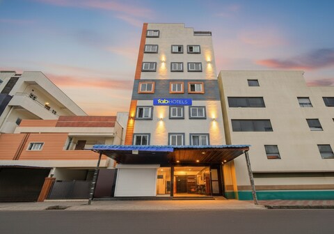 FabHotel SP Grand Suites