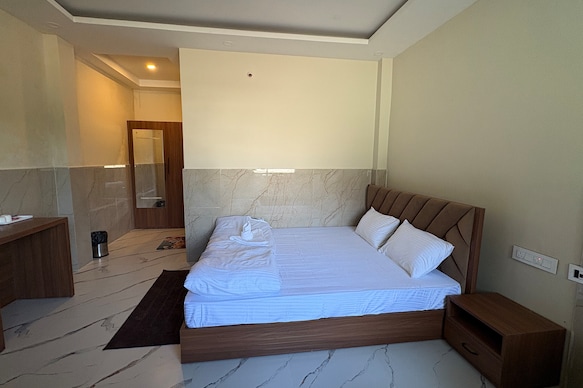 The Daffodils Resorts