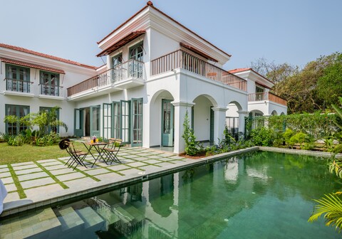 La Mosteiro- 4 BHK Pool Villa at Assagao by The Blue Kite (08)