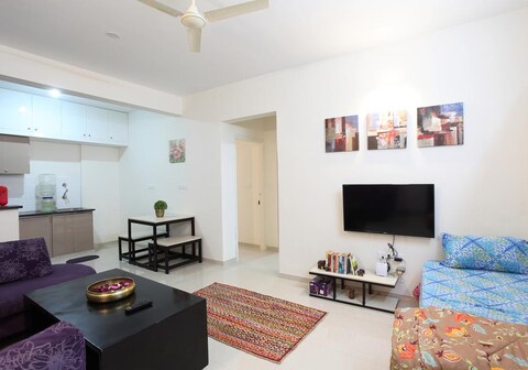 2 BHK Entire Flat Near E-City