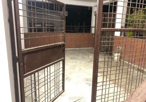 Entire Home Near Arail Ghat