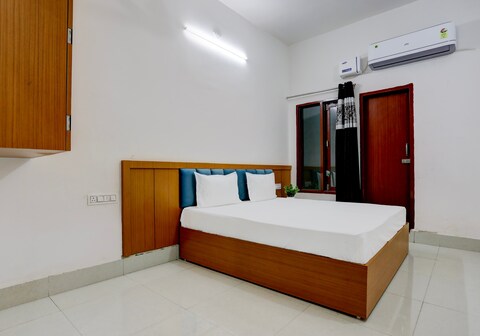 SPOT ON MONGA HOTEL & paradise