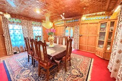 Royal Dandoo Palace - Houseboat, Srinagar  Royal Dandoo Palace - Houseboat, Srinagar