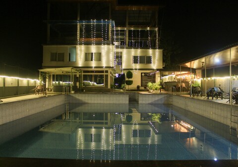 Peridott Inn Jaigaon