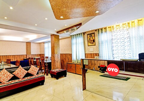 Hotel O Shanti Palace