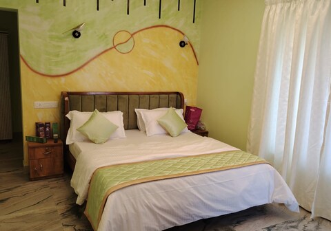 Verdant cottage