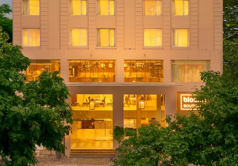 Bloom Boutique | Ranjit Avenue