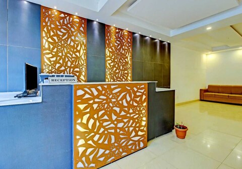 Hotel O Meridian Grand