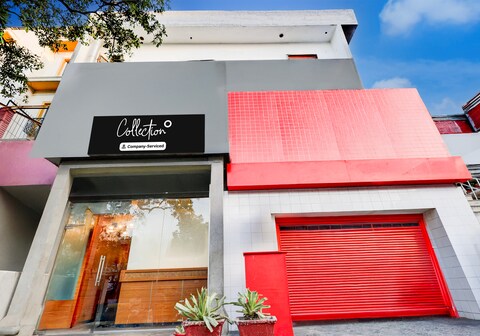 Collection O East of Kailash Near Kailash Colony Metro Station