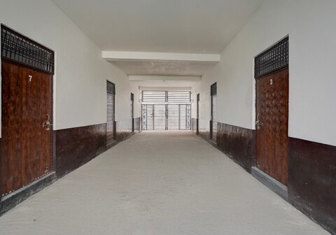 SPOT ON Royal Palace