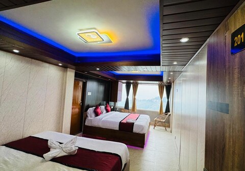 Nest of Hills Tea Resort at Darjeeling