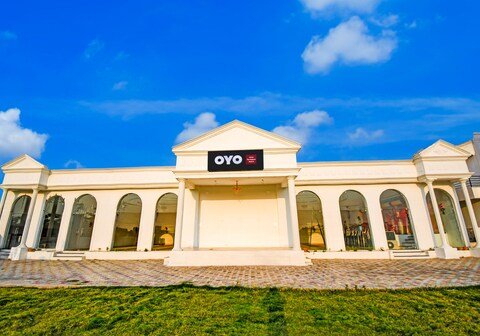 Hotel O The Kapoor Resort